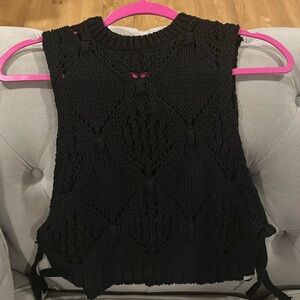 Zara sleeveless knit Top. NWT